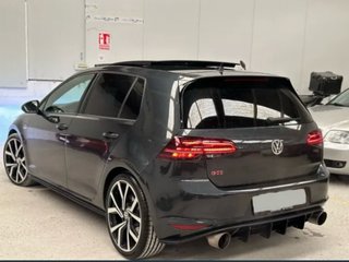 Volkswagen Golf  2015