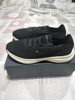Zapatillas Tommy Hilfiger Talla 38 Negras