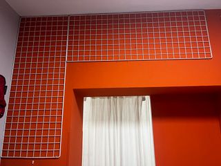 Panel Metálico Cuadriculado 180x70cm