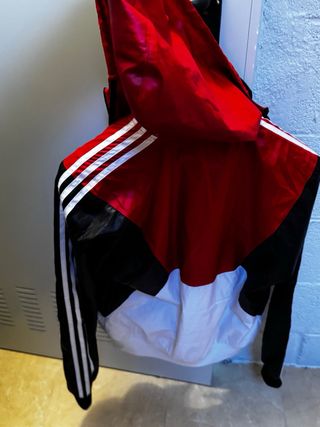 Chaqueta Adidas S Negra, Roja y Blanca Original