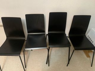 Pack 5 Sillas Negras Madera y Metal