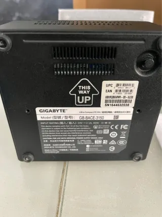 Mini PC Intel Gigabyte 3150 8GB RAM disco SSD 64GB