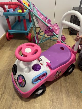 Correpasillos Minnie Color Rosa con Sonido y Luces