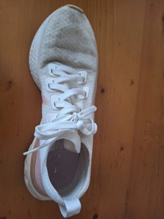 Zapatillas Nike Mujer Beige y Rosa