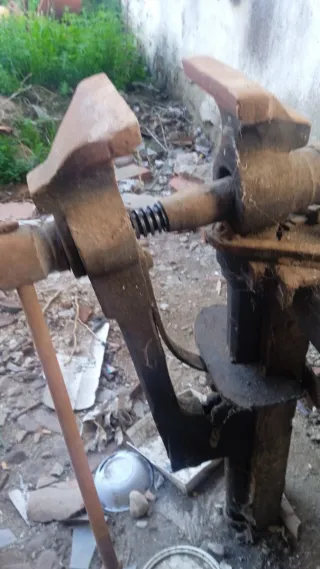 Gato de taller antiguo