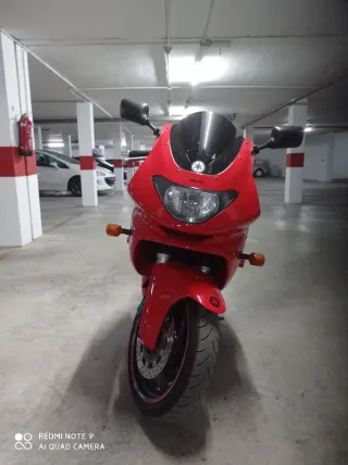 Yamaha Thundercat 600cc Moto Deportiva Roja