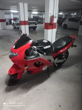 Yamaha Thundercat 600cc Moto Deportiva Roja