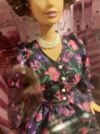 Barbie Eleanor Roosevelt Signature Donna