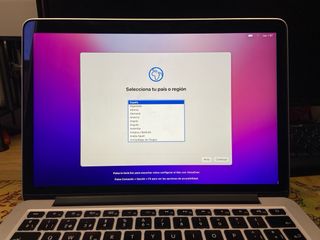 MacBook Pro 13 Plata 2015 con batería Nueva