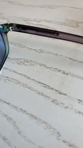 Gafas de sol Versus azules y verdes