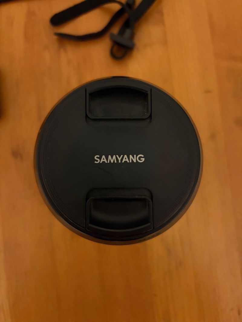 Sony A7III + Samyang 85mm f1.4 + Mochila Protector afbeelding 5