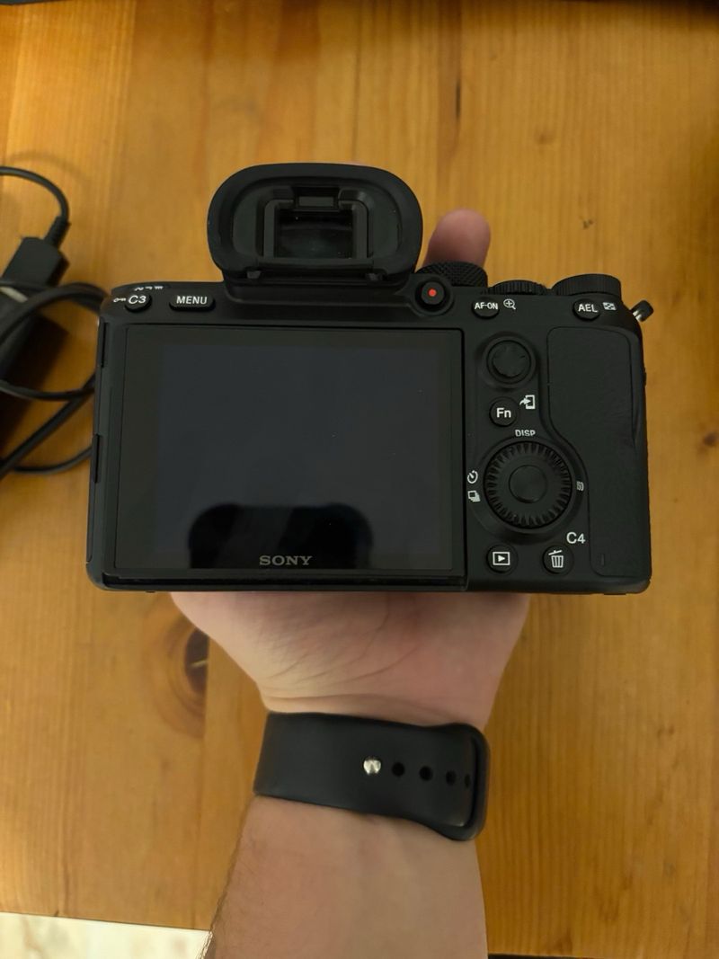 Sony A7III + Samyang 85mm f1.4 + Mochila Protector afbeelding 4