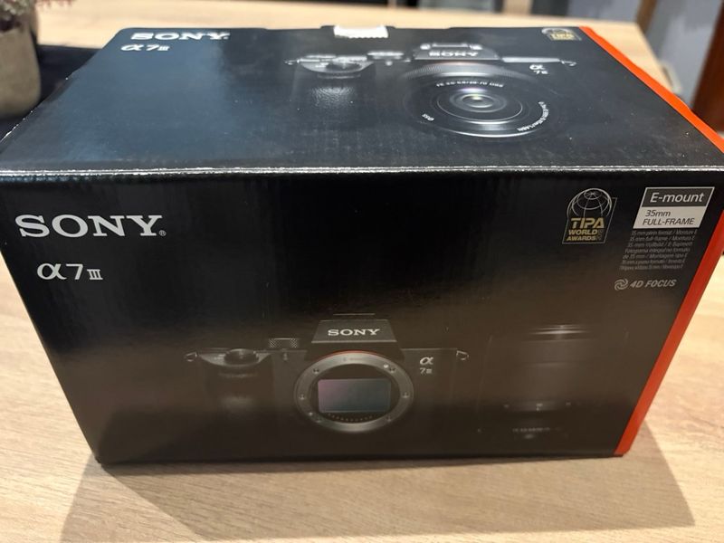 Sony A7III + Samyang 85mm f1.4 + Mochila Protector afbeelding 8