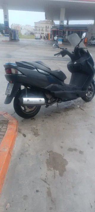 Suzuki Burgman 125 Scooter Automática