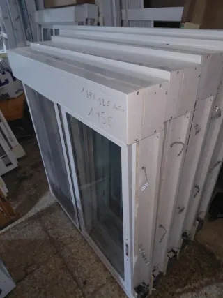 Ventana Climalit con Mosquitera 118x126 alto