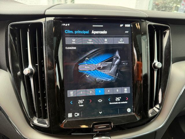 Volvo XC60 T6 Recharge Core