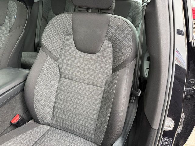 Volvo XC60 T6 Recharge Core