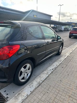 Peugeot 207 2007
