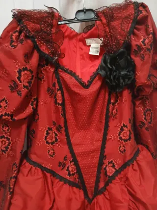 Vestito carnevale rosso e nero