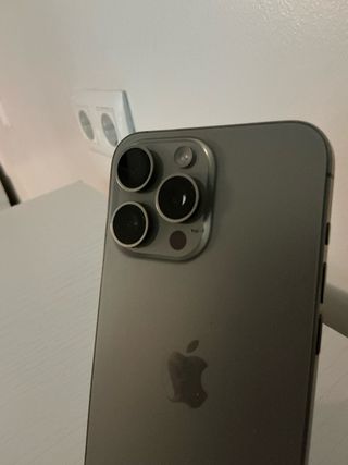 iPhone 15 Pro Max 256GB Gris