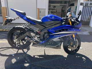 Yamaha yzf R6R