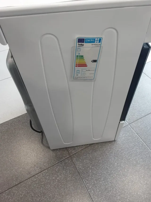 Cocina Vitrocerámica Blanca Beko