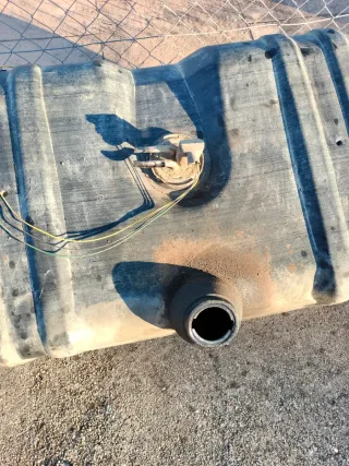 Depósito de combustible camión