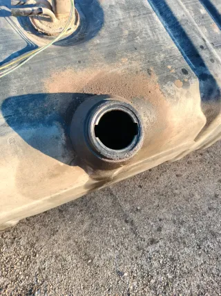 Depósito de combustible camión