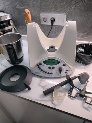 Thermomix TM31 con accesorios