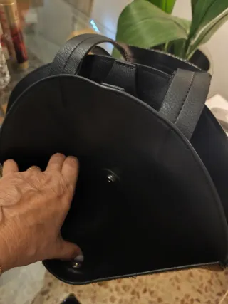 Bolso polipiel negro y marrón estampado cebra