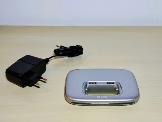 Belkin USB hub 7 puertos + cargador.