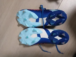 Botas de fútbol Adidas Predator azules