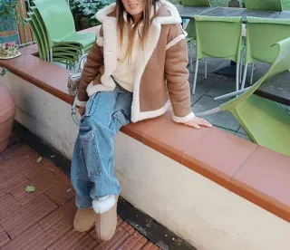 Montone ecologico marrone e panna