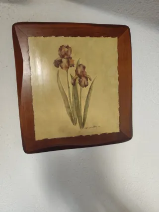 Cuadro de madera con flores de iris