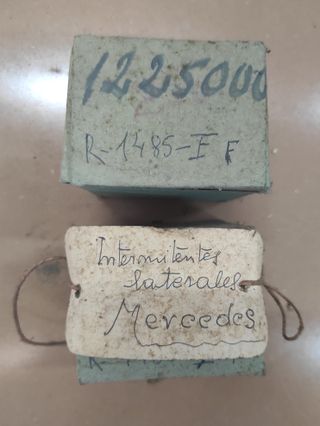 Faro intermitente lateral color ámbar Mercedes