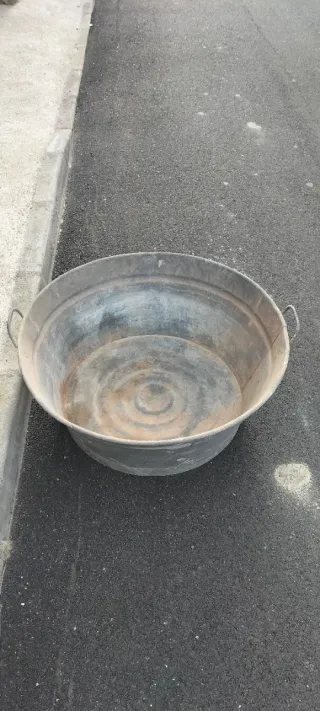 Bañera antigua de zinc