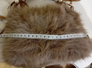 Borsetta ecopelliccia con perle