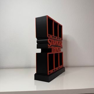 Expositor Stranger Things 6 miniaturas McDonald's