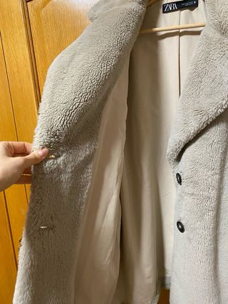 Abrigo peluche Zara gris topo Talla M como nuevo