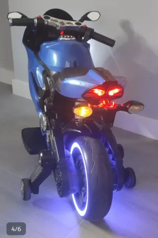 Moto Ducati Batería Infantil Azul