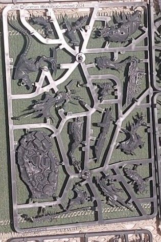 Warhammer Skaven Lordartiglio su Bestia Roditrice