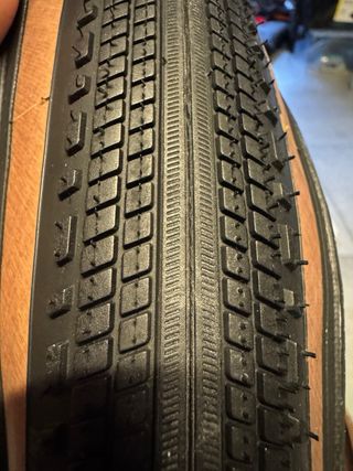 2 Neumáticos Gravel Girona RSL 700x45