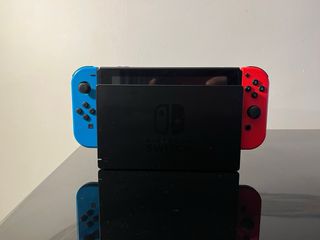 Nintendo Switch Completa Azul y Rojo