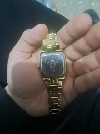 Reloj Versace Dorado Negro Negociable