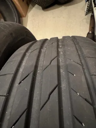 2 Neumáticos Hankook 235/55R18 100V
