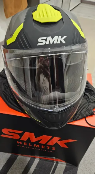 Casco modular SMK Helmets nero grigio giallo