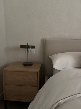 Lámparas de mesa THE MASIE verde oliva