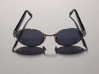 Occhiali da sole Gianni Versace ovali