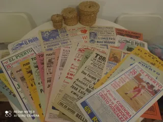 Lote de mas de 300 carteles taurinos