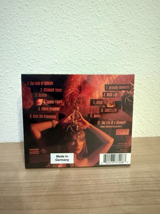 CD The Life of a Showgirl Sweat & Vanilla Perfume.